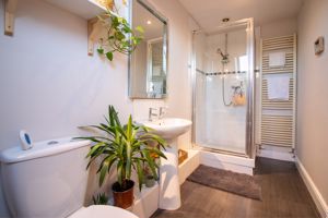 Photo 25- click for photo gallery